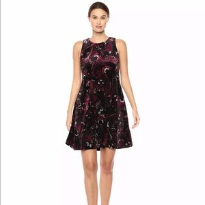 Nine West swing velvet dress